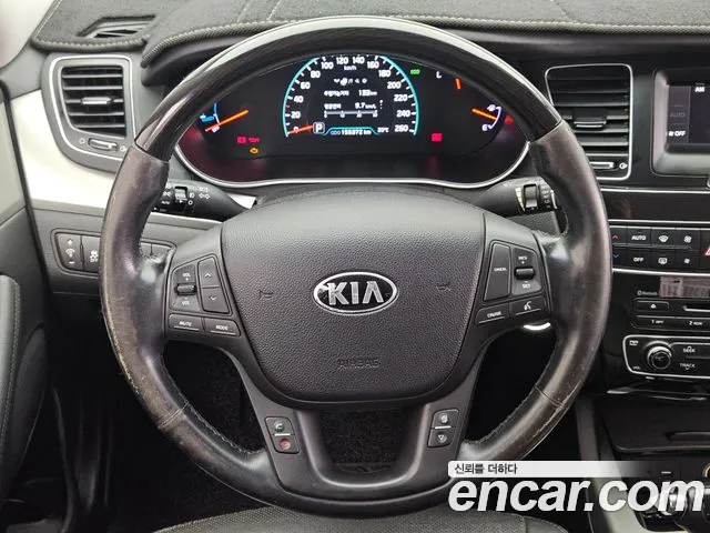 Kia K7 2014 — фото 13