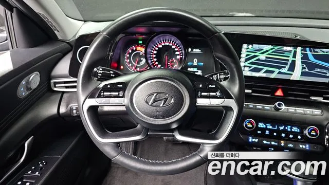 Hyundai AVANTE 2023 — фото 17