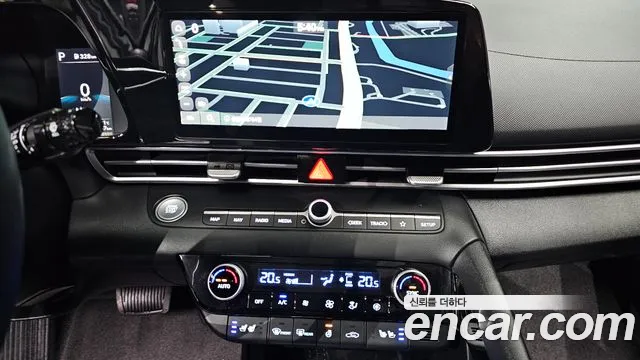 Hyundai AVANTE 2023 — фото 18