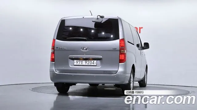 Hyundai Starex 2016 — фото 4