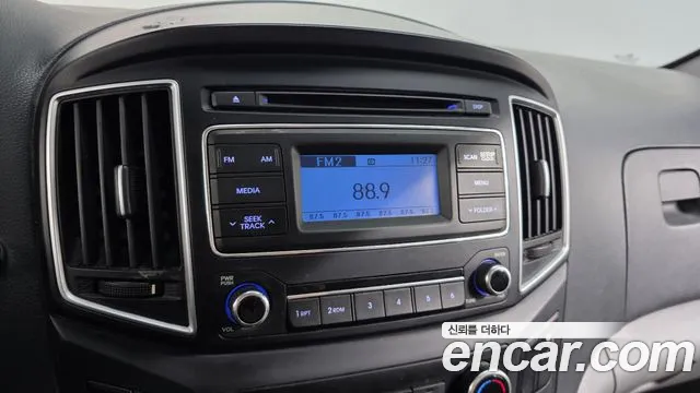 Hyundai Starex 2016 — фото 14