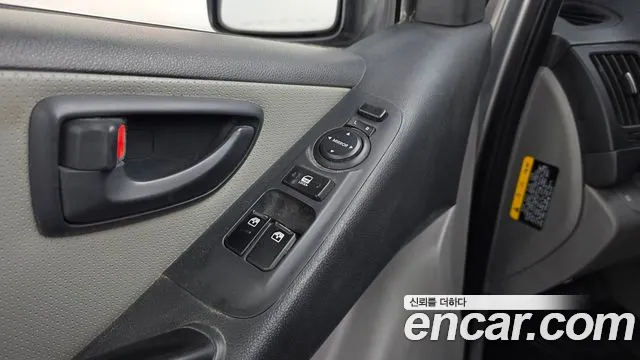 Hyundai Starex 2016 — фото 17