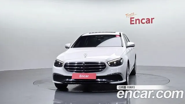 Mercedes-Benz E-Class 2021 — фото 3