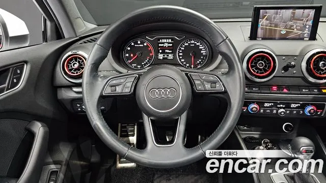 Audi A3 2018 — фото 18