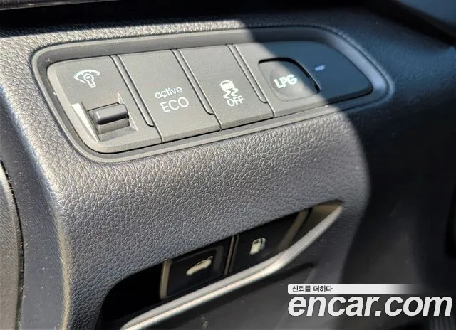 Hyundai Grandeur 2012 — фото 12