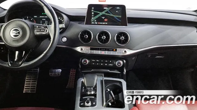 Kia Stinger 2020 — фото 14
