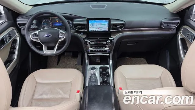 Ford Explorer 2021 — фото 10