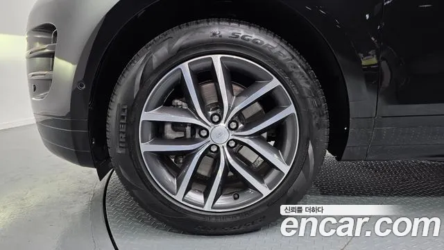 Land Rover Range Rover Evoque 2025 — фото 5