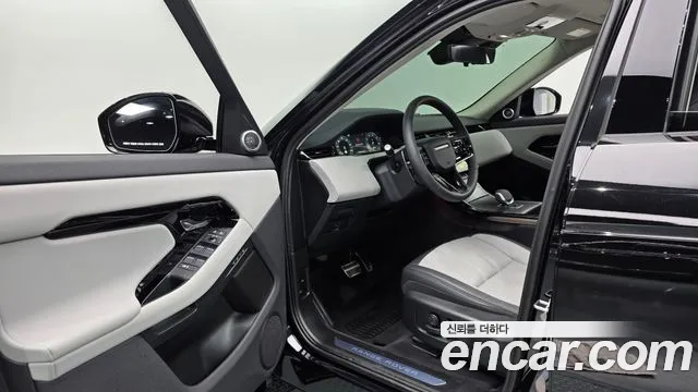 Land Rover Range Rover Evoque 2025 — фото 10