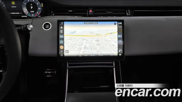 Land Rover Range Rover Evoque 2025 — фото 13