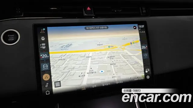 Land Rover Range Rover Evoque 2025 — фото 15