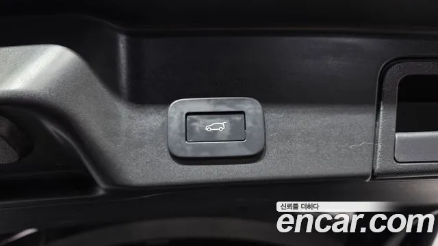 Land Rover Range Rover Evoque 2025 — фото 19