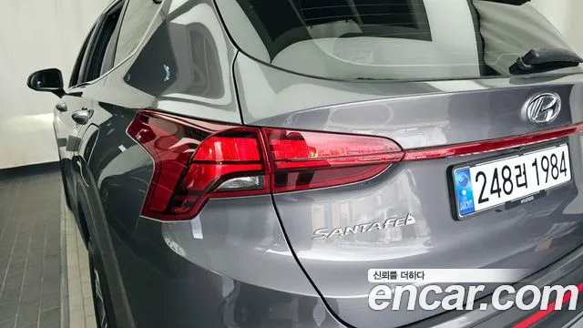 Hyundai Santafe 2021 — фото 9