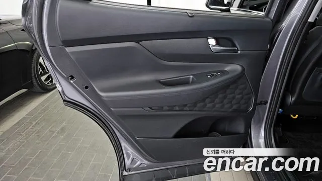 Hyundai Santafe 2021 — фото 15