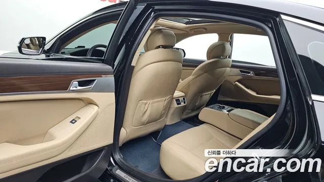 Hyundai Genesis 2016 — фото 11
