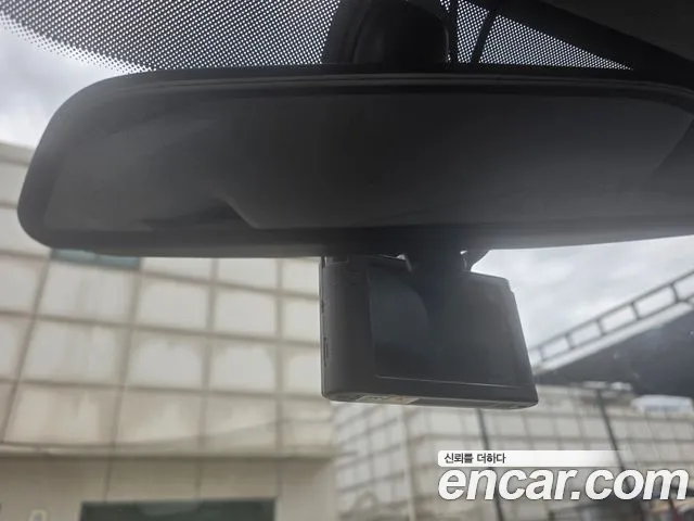 Hyundai Starex 2020 — фото 12