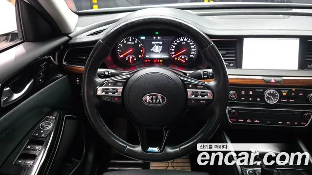 Kia K7 2017 — фото 13