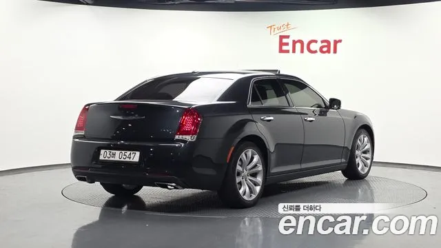 Chrysler 300C 2016 — фото 2