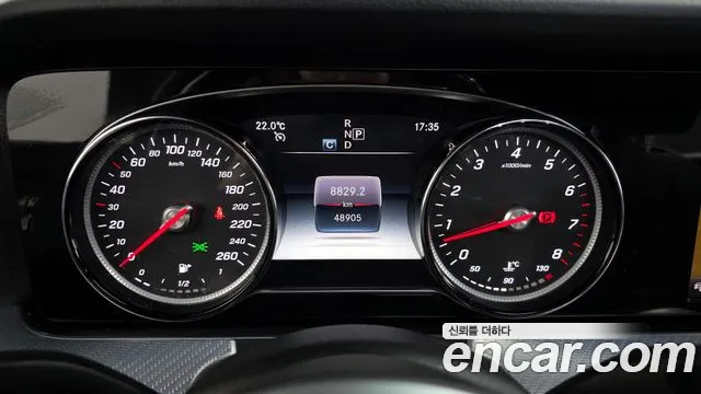 Mercedes-Benz E-Class 2020 — фото 11