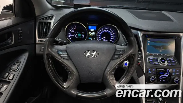 Hyundai Sonata 2012 — фото 13