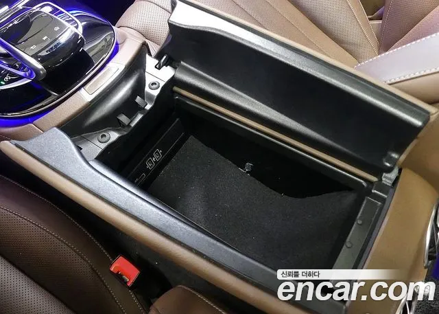 Mercedes-Benz E-Class 2019 — фото 19