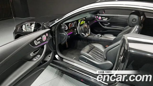 Mercedes-Benz E-Class 2018 — фото 10