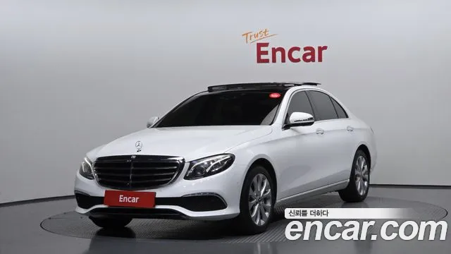 Mercedes-Benz E-Class 2017 — фото 1