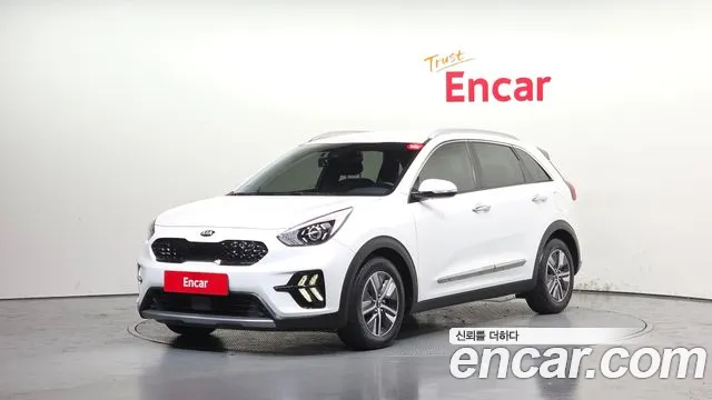 Kia Niro 2021 — фото 1