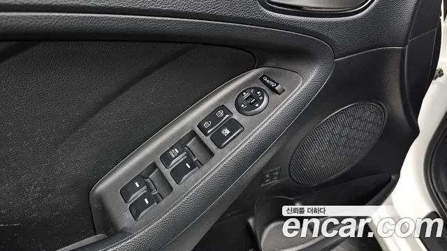 Kia K3 2018 — фото 17