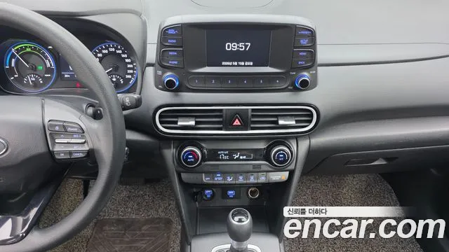 Hyundai Kona 2020 — фото 17