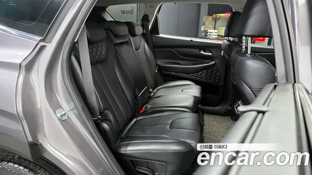 Hyundai Santafe 2021 — фото 18