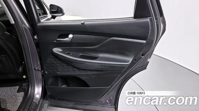Hyundai Santafe 2021 — фото 15