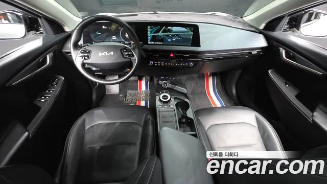 Kia EV6 2022 — фото 10
