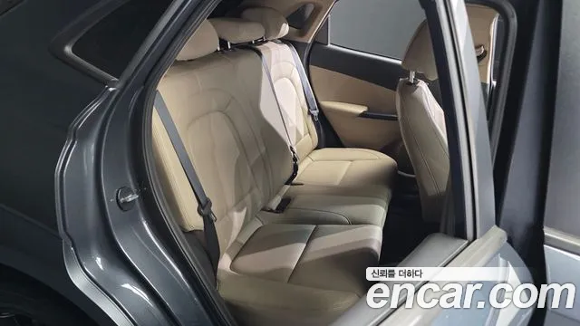 Hyundai Kona 2018 — фото 18