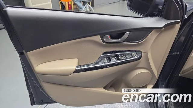 Hyundai Kona 2018 — фото 14