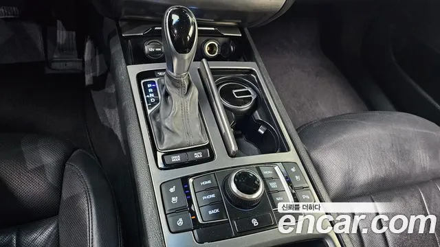 Hyundai Genesis 2016 — фото 9