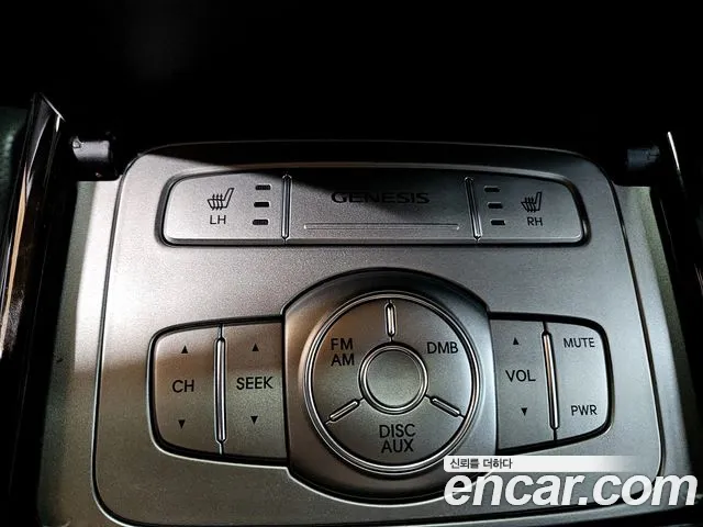 Hyundai Genesis 2012 — фото 13