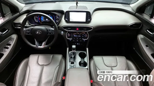 Hyundai Santafe 2019 — фото 10
