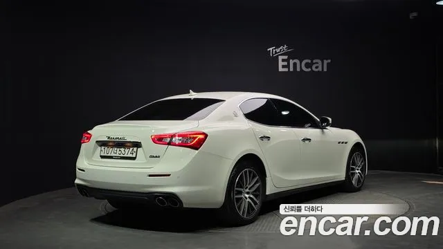 Maserati Ghibli 2019 — фото 2