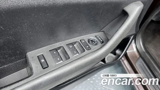 Hyundai Sonata 2015 — фото 18