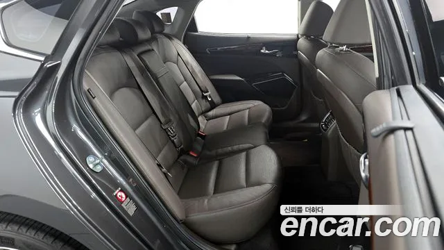 Kia K7 2016 — фото 17