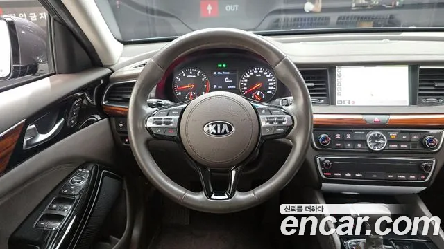 Kia K7 2016 — фото 19