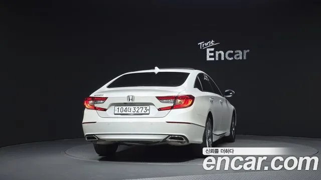Honda Accord 2019 — фото 4