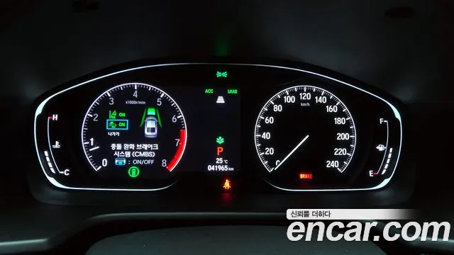 Honda Accord 2019 — фото 11