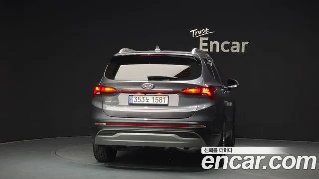 Hyundai Santafe 2022 — фото 4