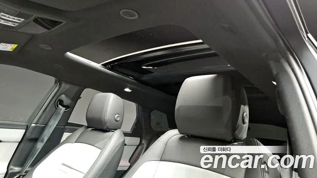 Land Rover Range Rover Evoque 2026 — фото 18