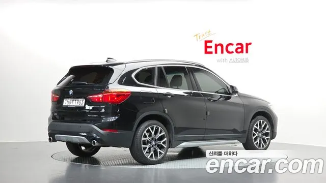 BMW X1 2022 — фото 2