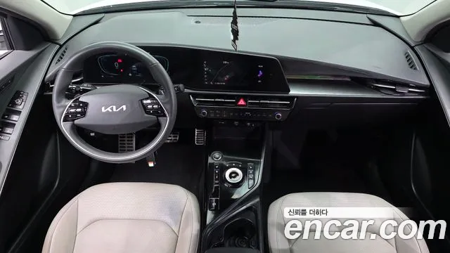 Kia Niro 2022 — фото 10