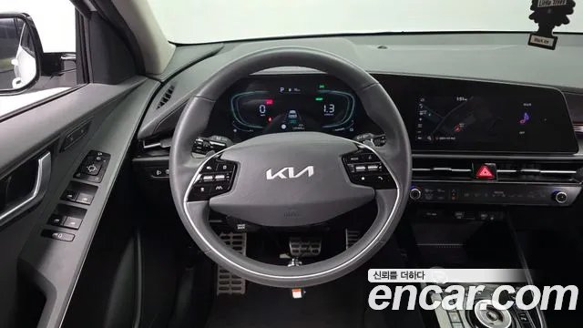 Kia Niro 2022 — фото 19
