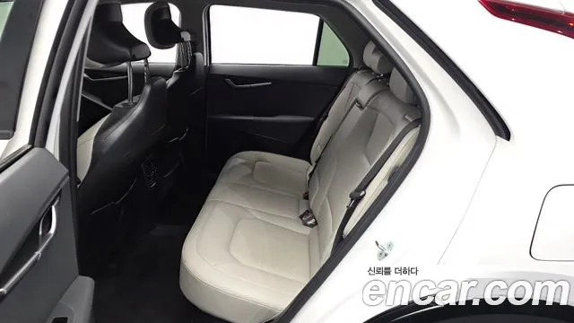 Kia Niro 2022 — фото 16